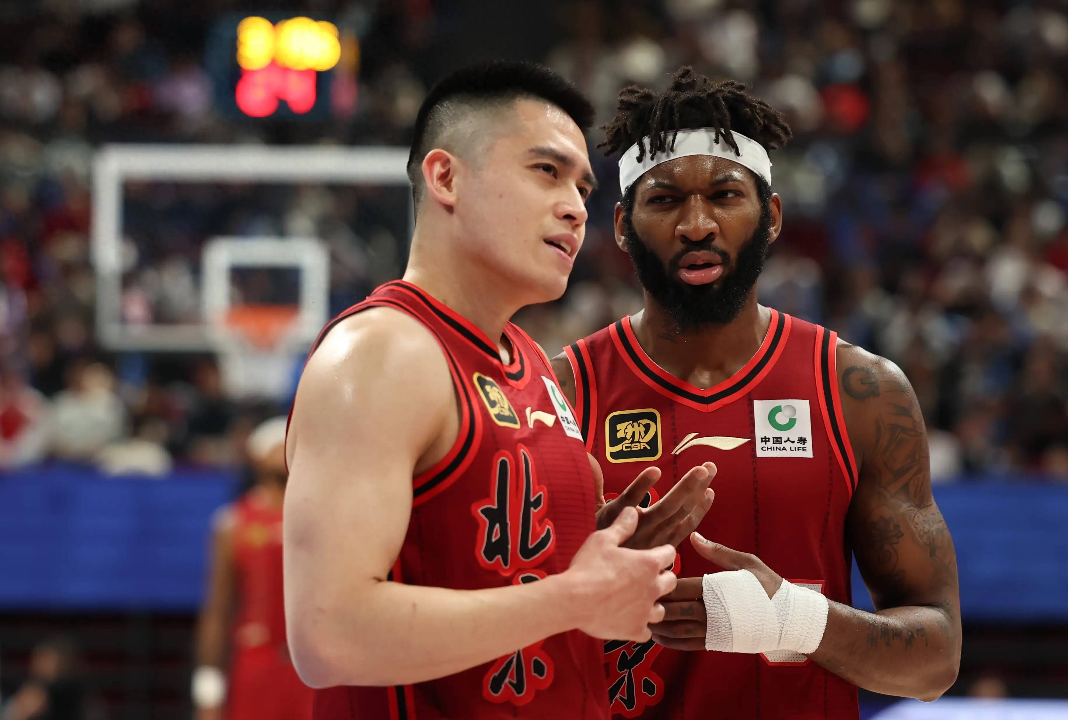 CBA常规赛集结日再迎强敌，广厦男篮迎来里程碑，主帅态度——气氛紧张，更衣室氛围转暖的简单介绍星空官网