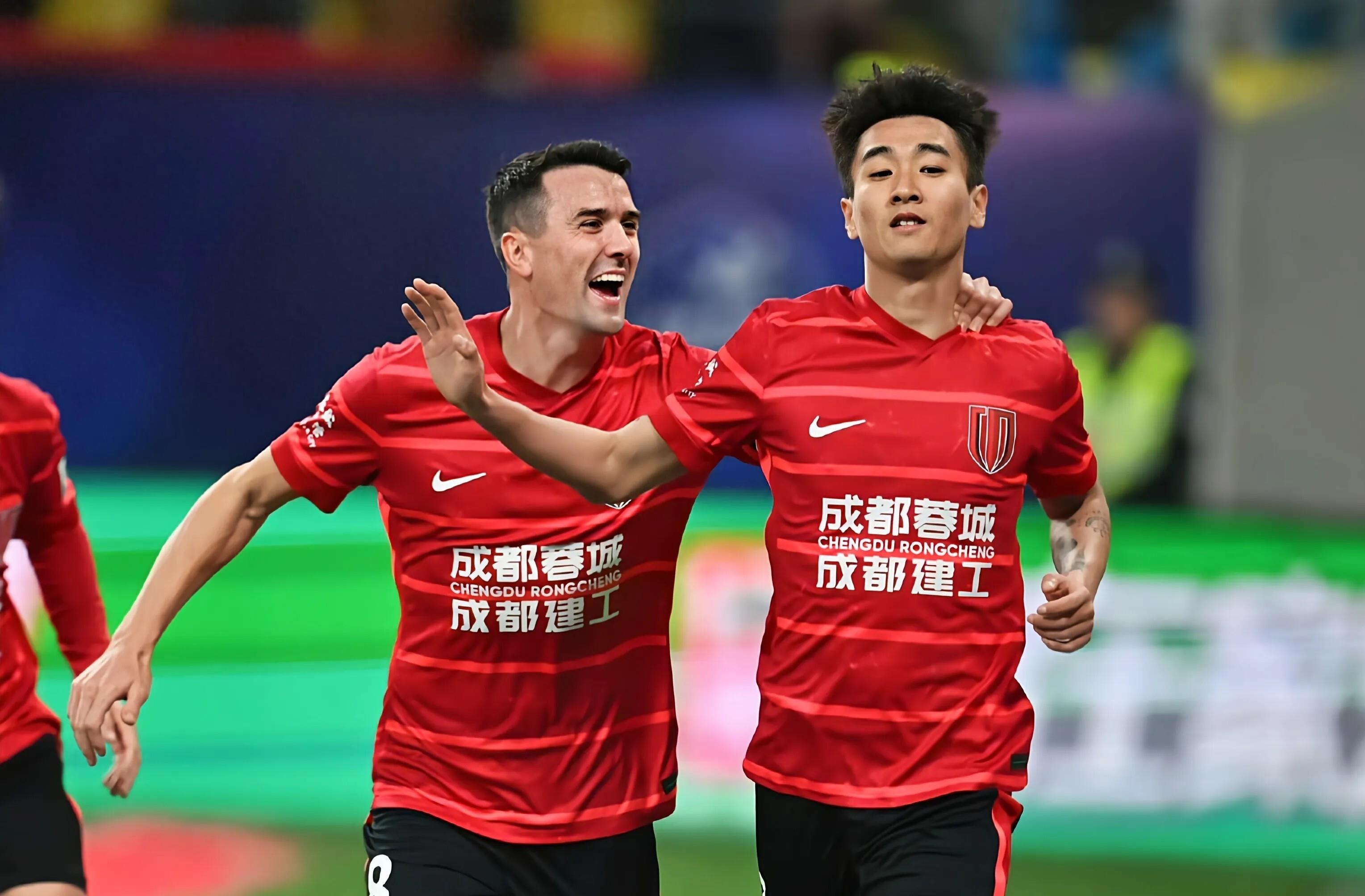 成都蓉城发布备战花絮，国际比赛日更衣室发声，亚冠任务艰巨，球探报告显示潜力的简单介绍星空体育官网