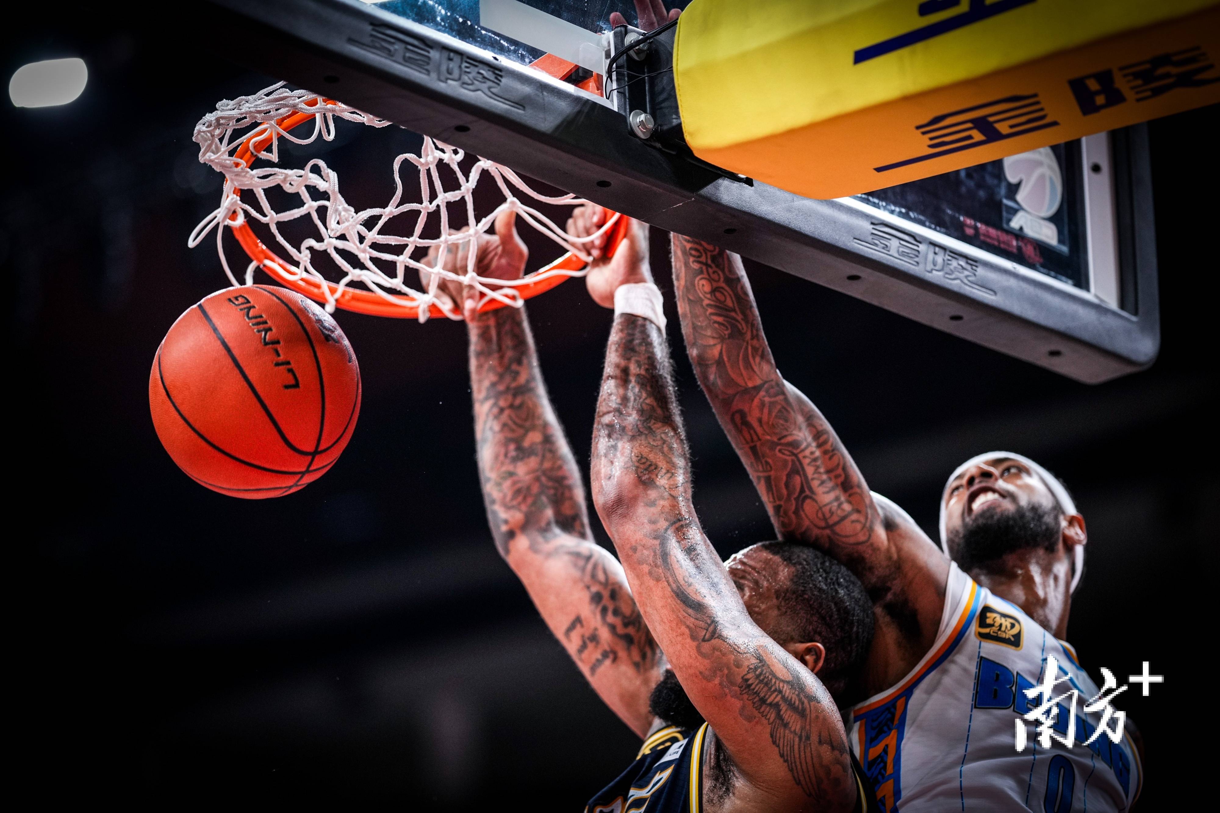 赛前CBA季后赛焦点战，金州勇士复出首秀，更衣室稳定，数据趋势出现新变化的简单介绍星空体育官方网站